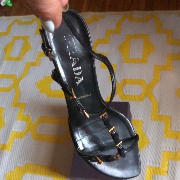 Prada t strap gold sandals - Picture 2 of 3